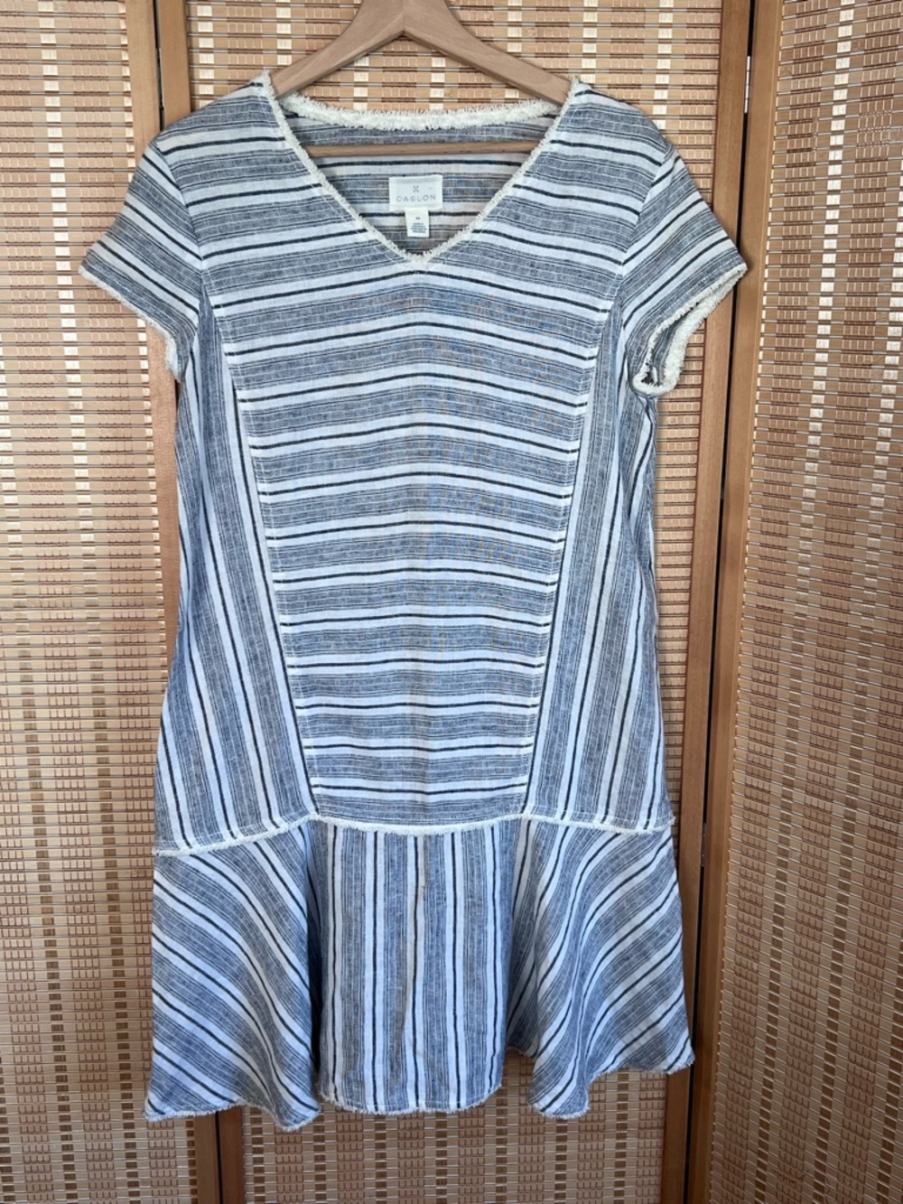 Caslon Linen Blend Striped V-Neck Midi Dress in Black & White